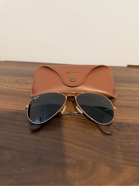 Ray-Ban Aviator Sunglasses in Gold with Black Lenses